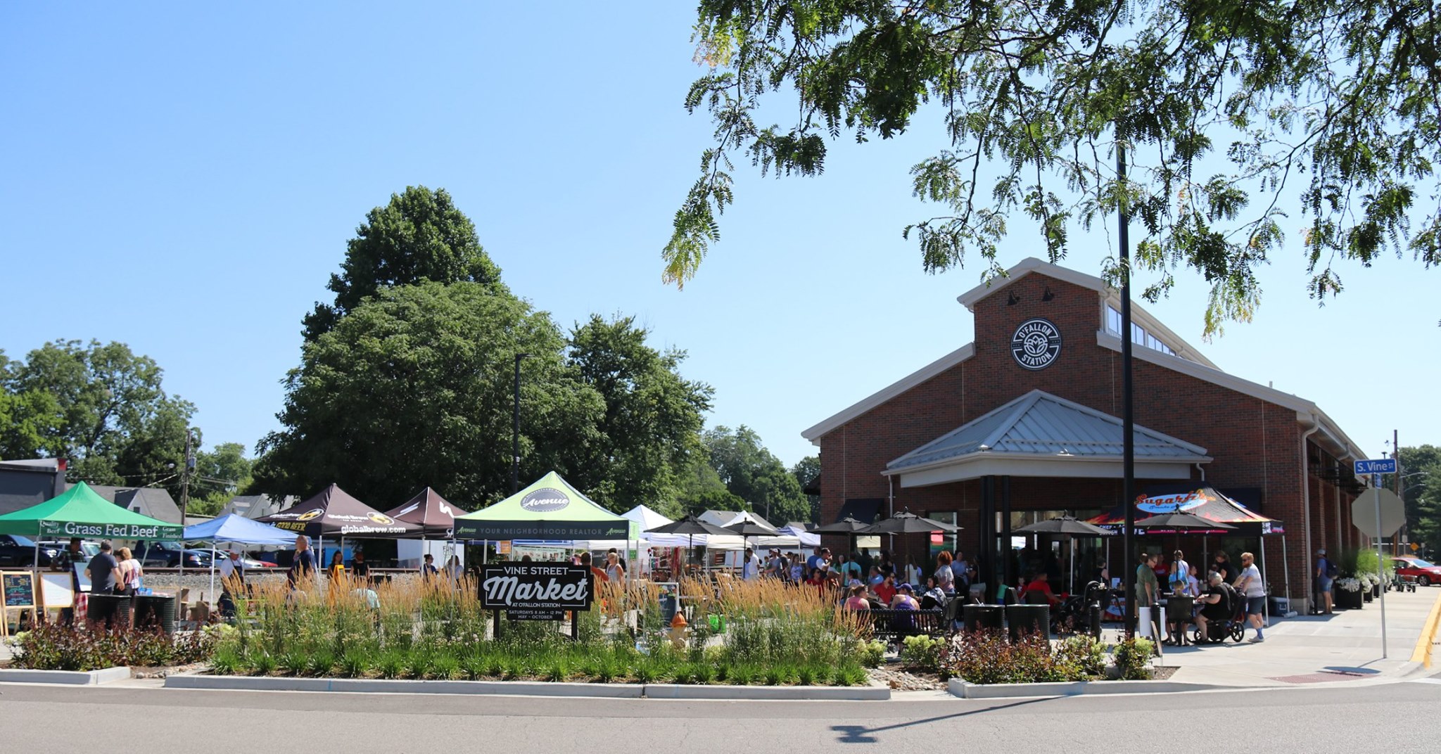 Road Trip Roundup: Best Farmer's Markets Throughout Illinois